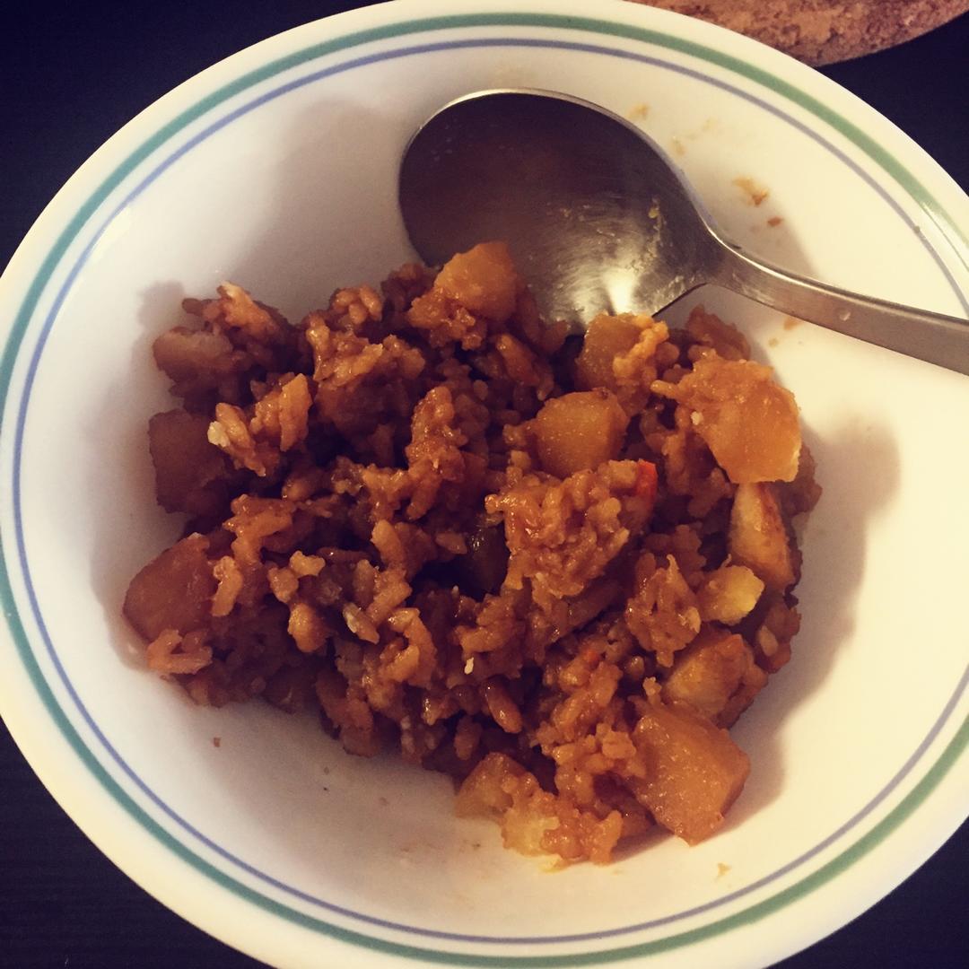 土豆焖饭（电饭锅版）