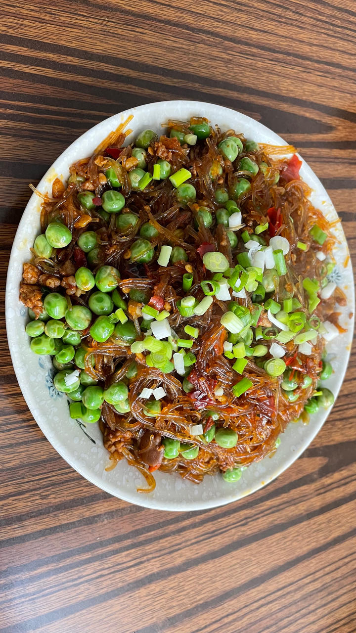 销魂豌豆肉末炒粉丝（魔芋粉丝版本）