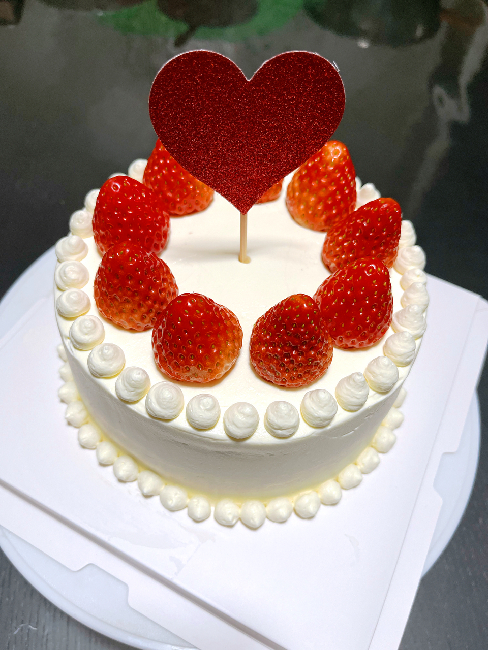 碎花草莓奶油蛋糕