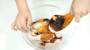 【米小料理】豉油鸡（电饭锅料理20）的做法 步骤4