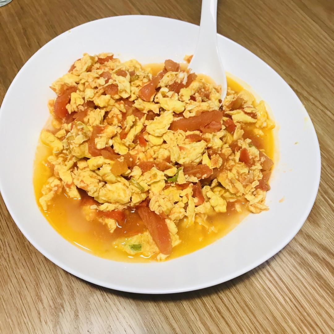 西红柿炒鸡蛋时，多加这一步，鸡蛋香嫩又入味