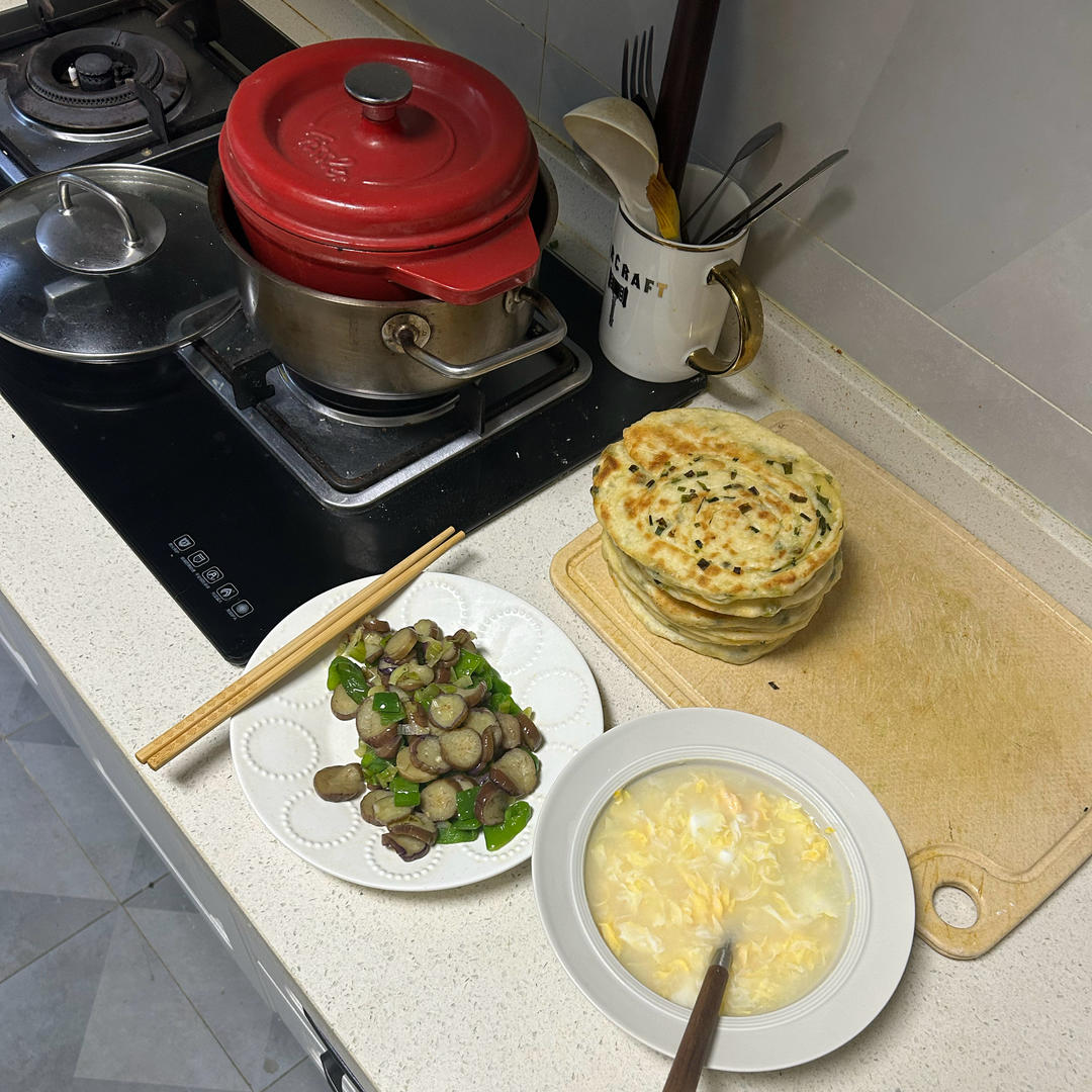 葱花大饼、蓬松柔软又简单的大葱烙饼