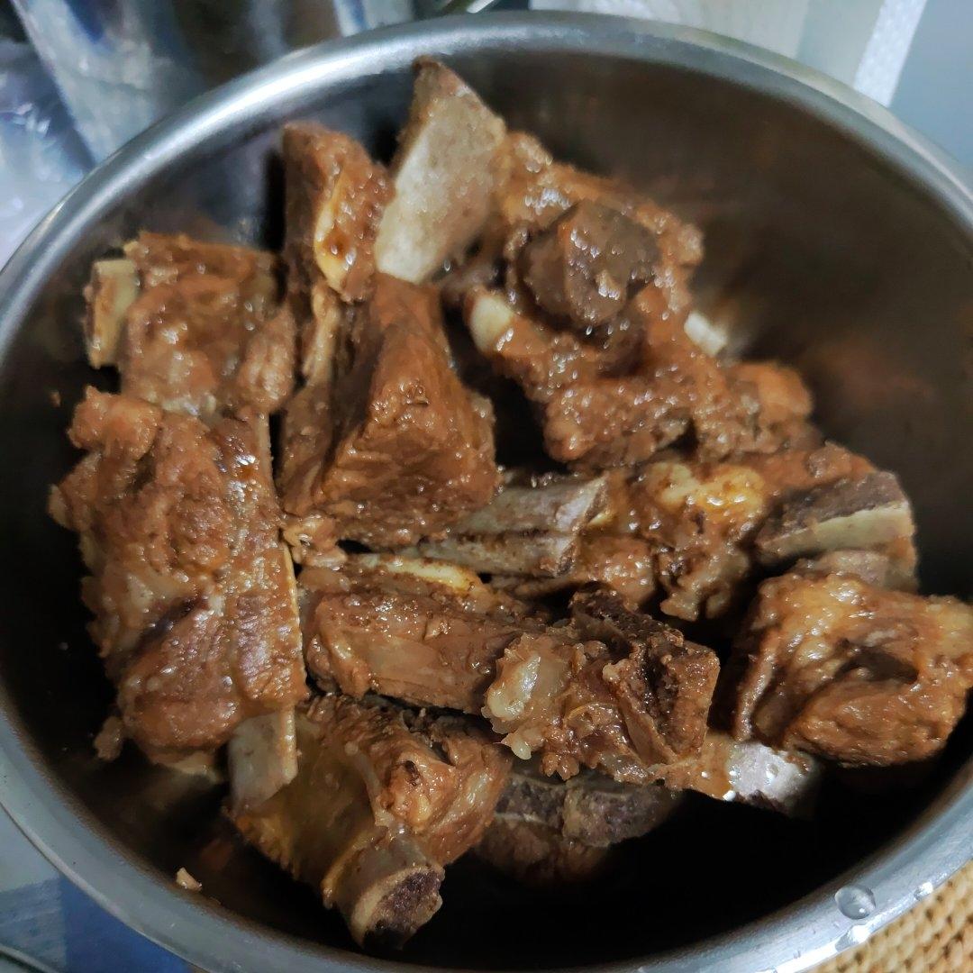 汤氏私房炖腔骨