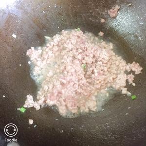 梅干菜肉末豇豆的做法 步骤5