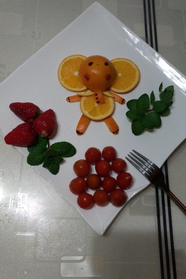 趣味水果拼盘—大象