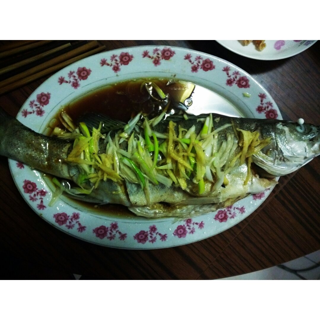 清蒸鲈鱼