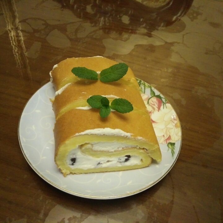 《Tinrry下午茶》教你做基础原味蛋糕卷