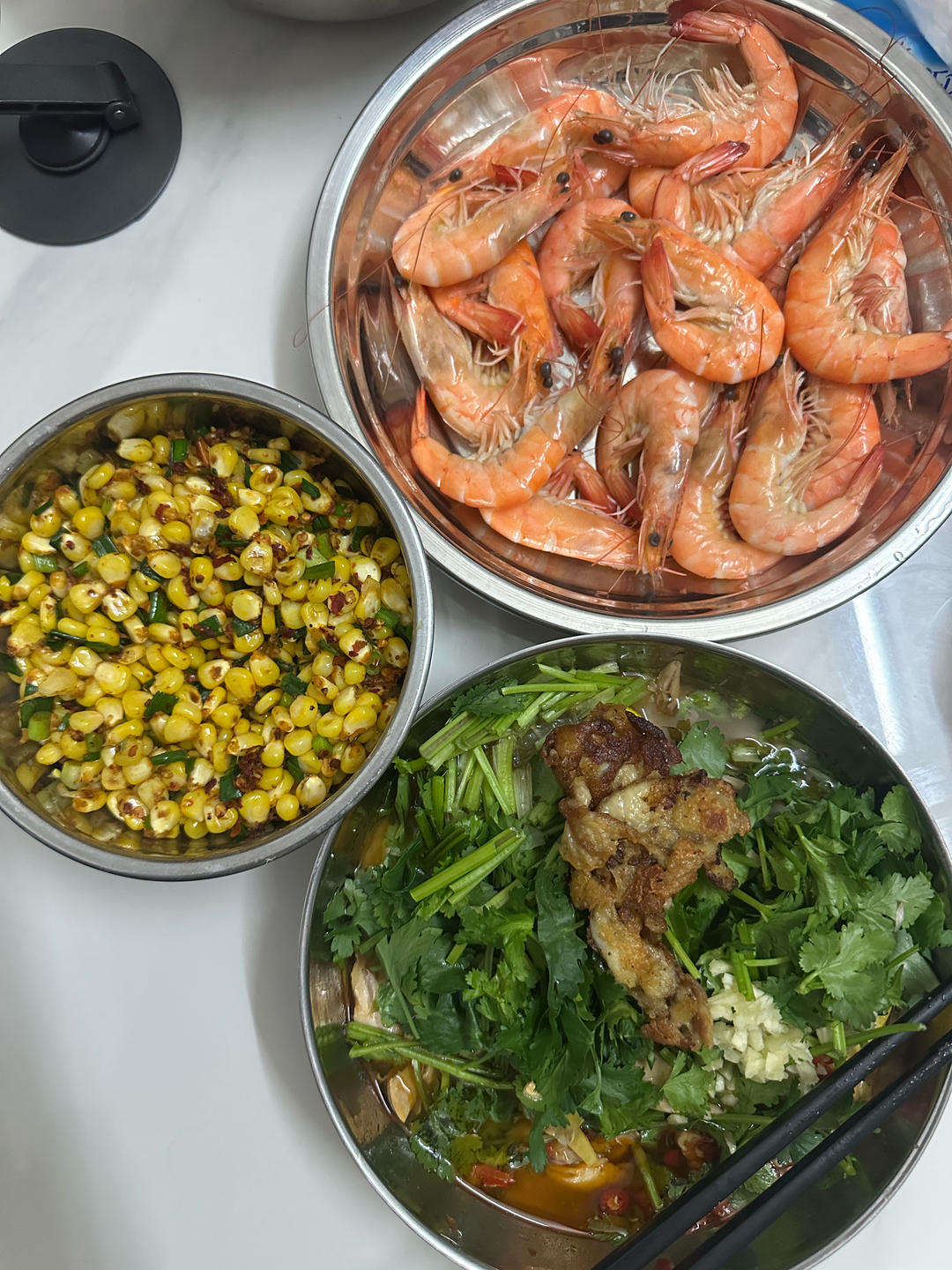 烧烤摊子上论串卖 家里论盘吃的孜然炒玉米