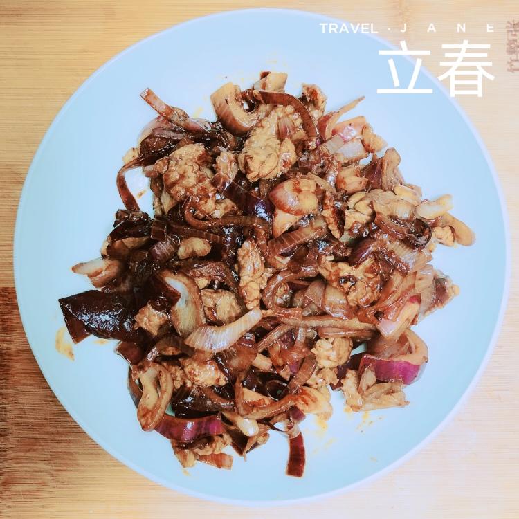 蚝油洋葱炒牛肉