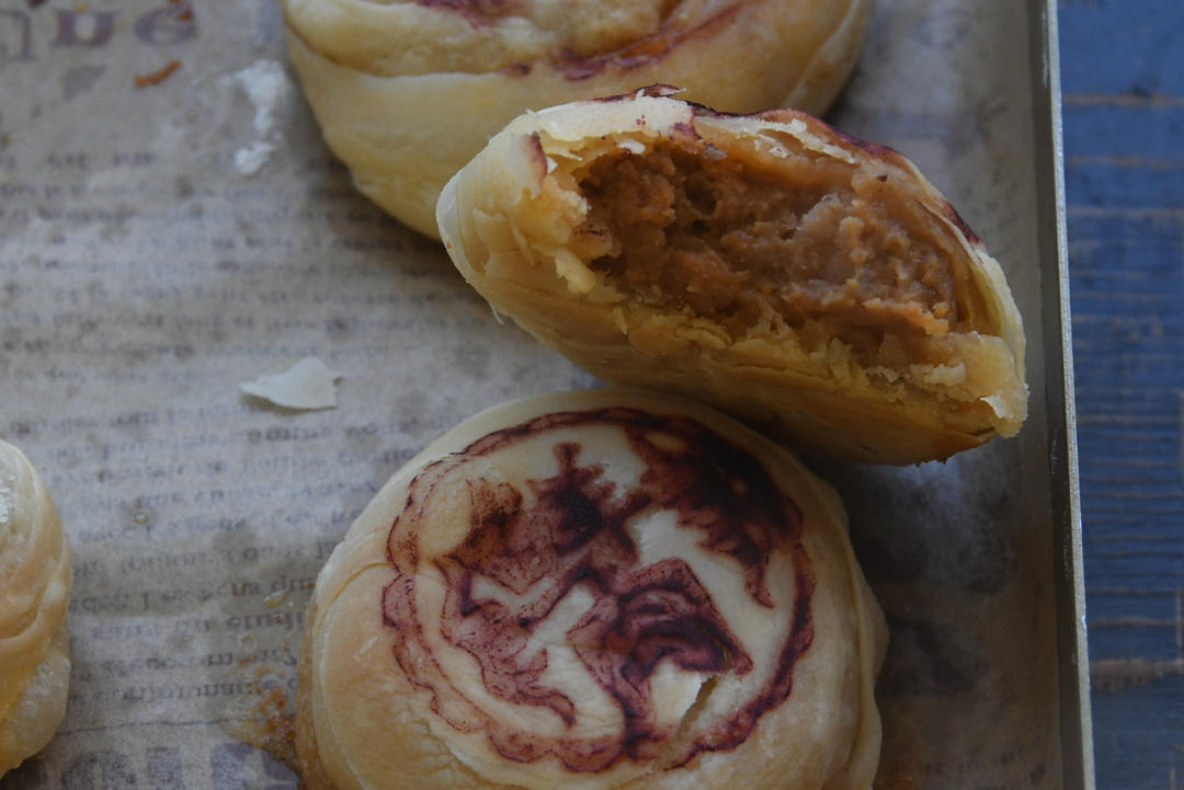 【鲜肉月饼】秋天的第一颗月饼，一口爆汁，酥香掉渣！