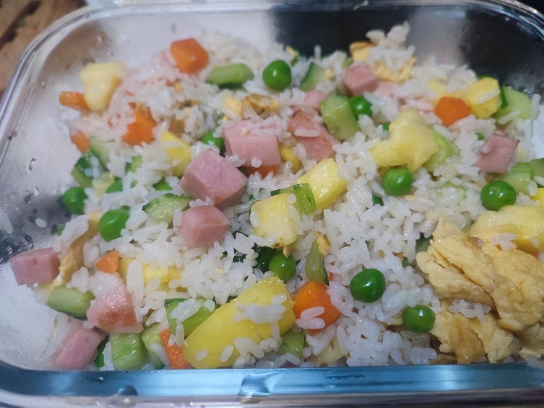 菠萝炒饭