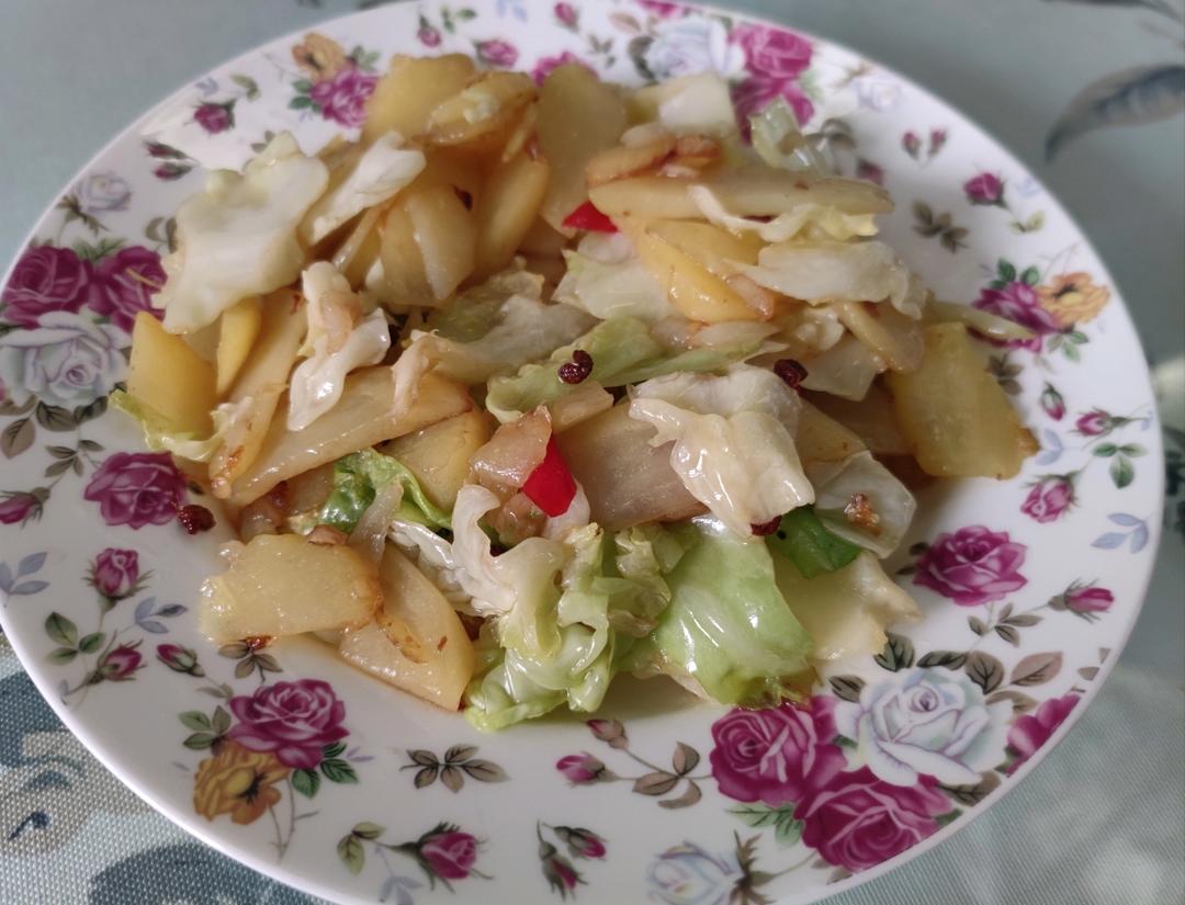 干锅土豆包心菜