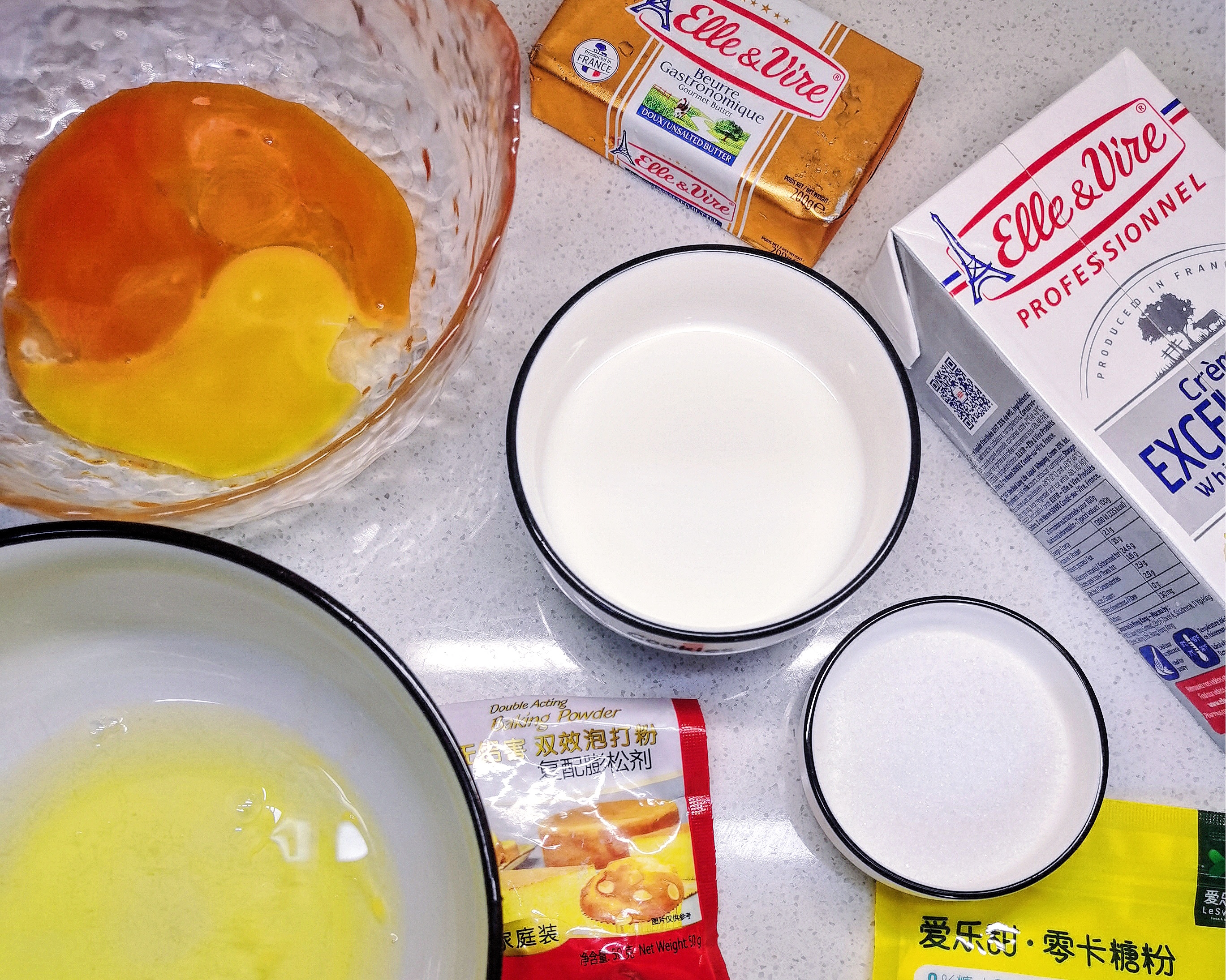 平底锅就能做的舒芙蕾厚松饼～美味超简单！的做法 步骤1