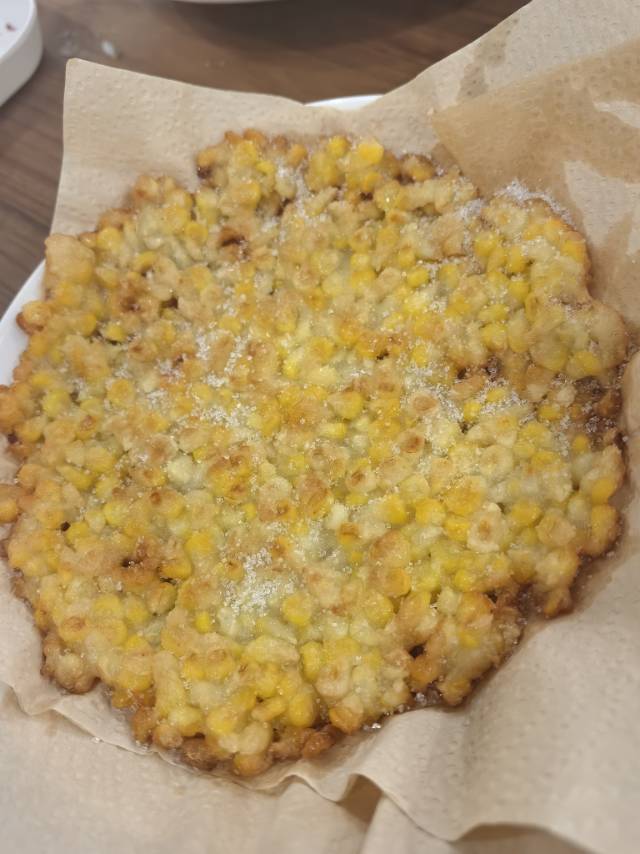 无敌好吃的奶香玉米烙，一次就成功！