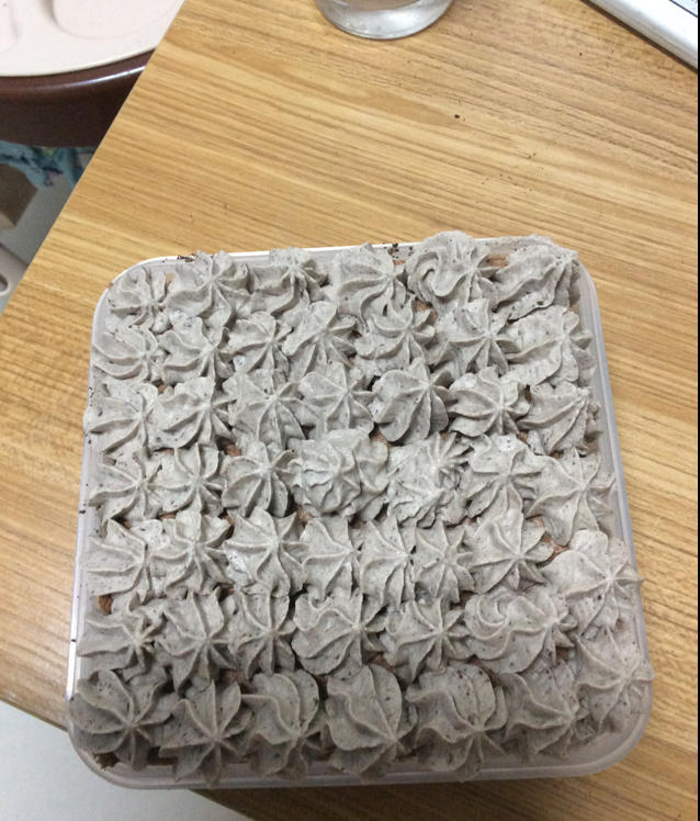 好吃到流泪的奥利奥咸奶油盒子蛋糕