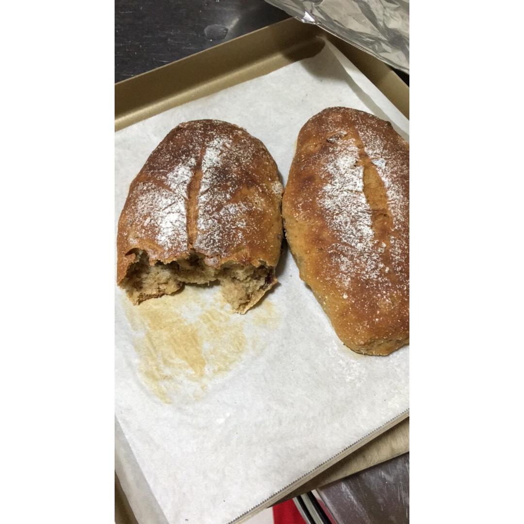 全麦蔓越莓软式欧包（免揉）