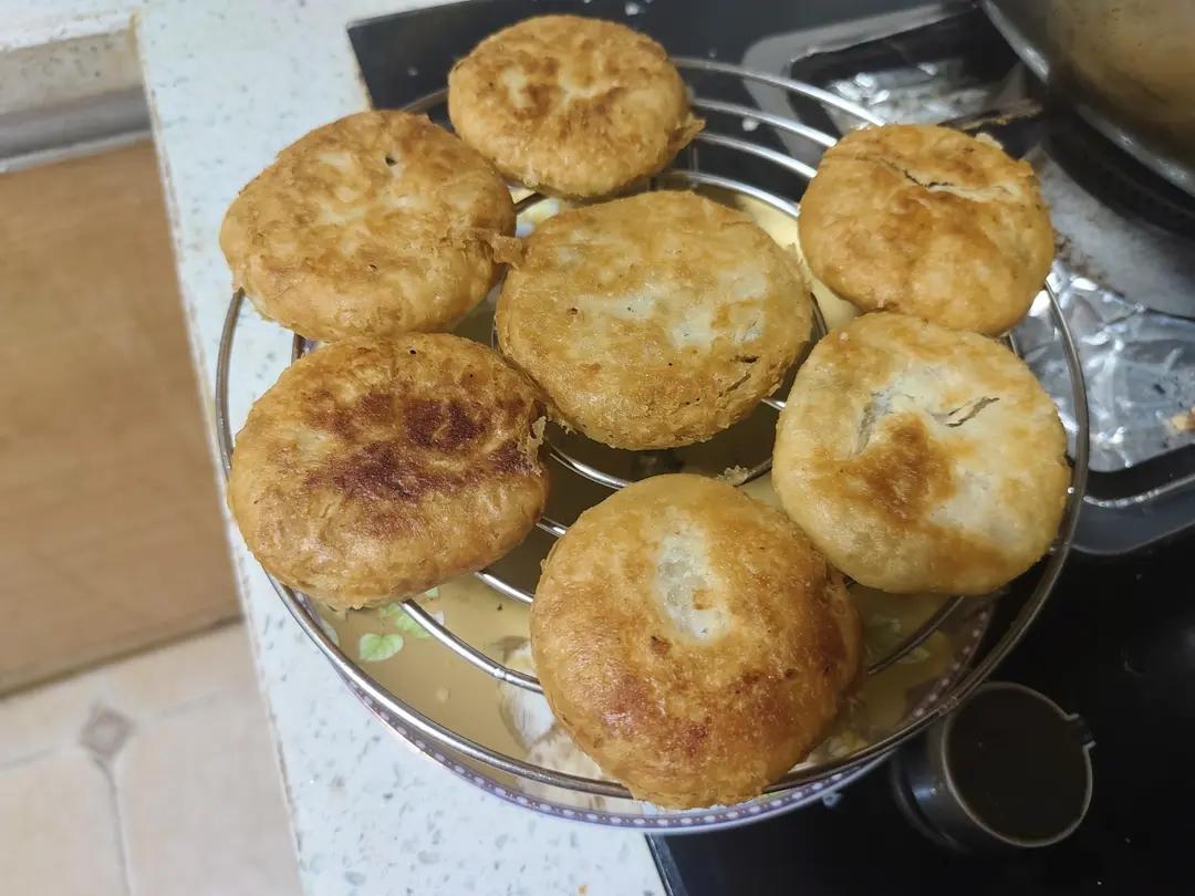 不用揉皮也能做出酥掉渣的绿豆酥饼