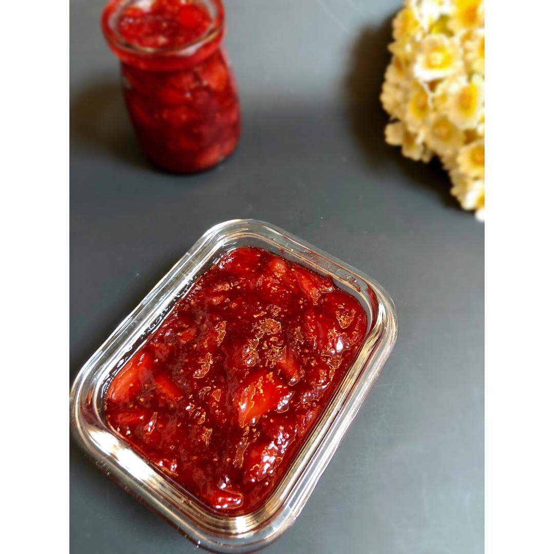 酸酸甜甜的草莓酱🍓