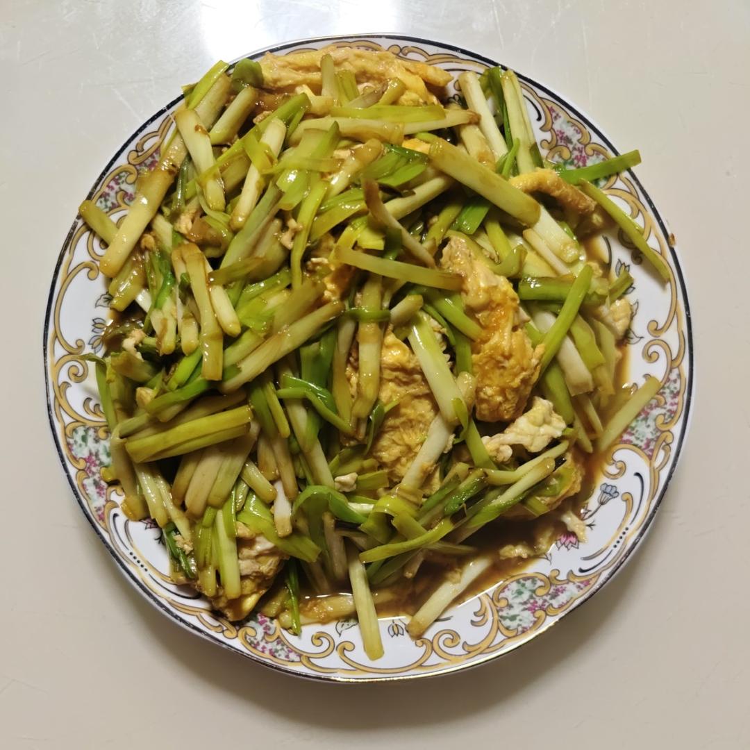 蒜苗炒鸡蛋的做法
