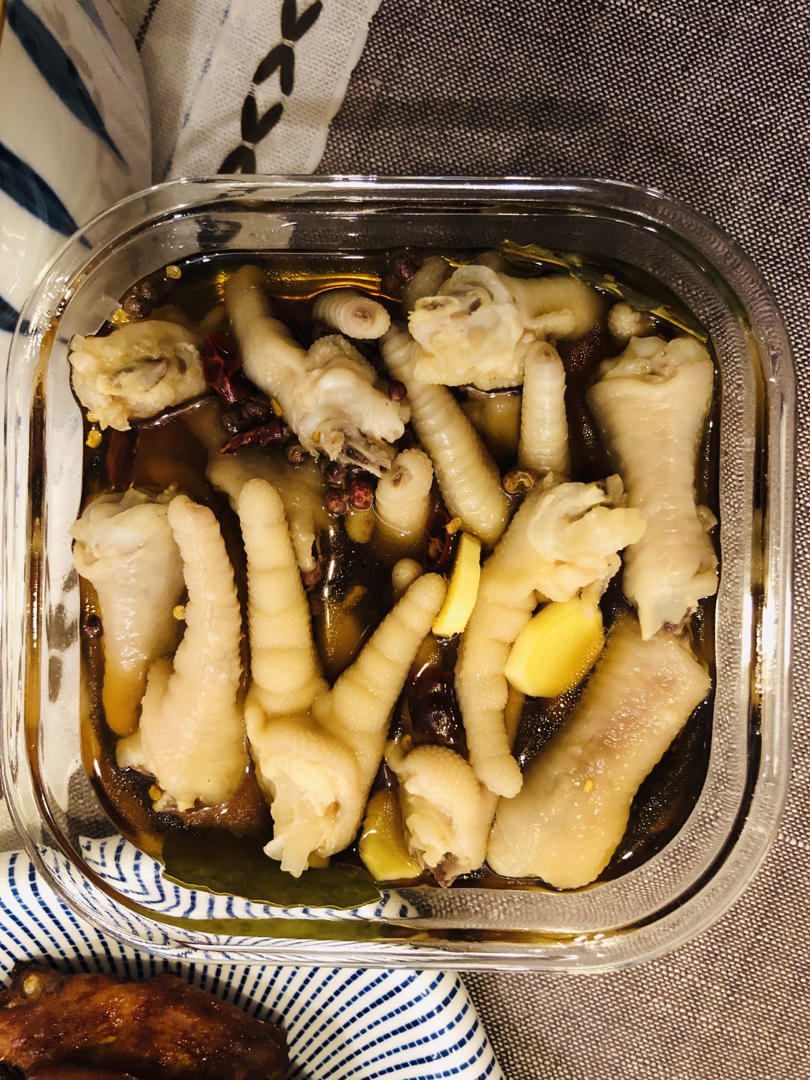 糟卤凤爪