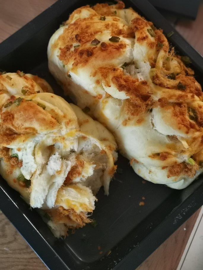 手撕肉松面包