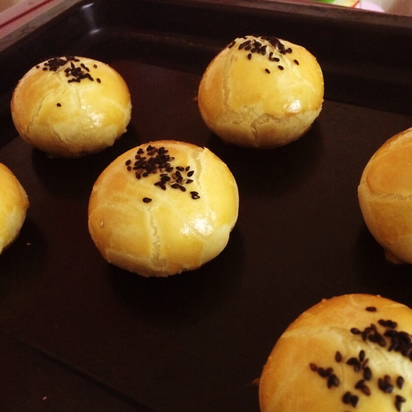 蛋黄酥酥酥（超级奶香黄油版）