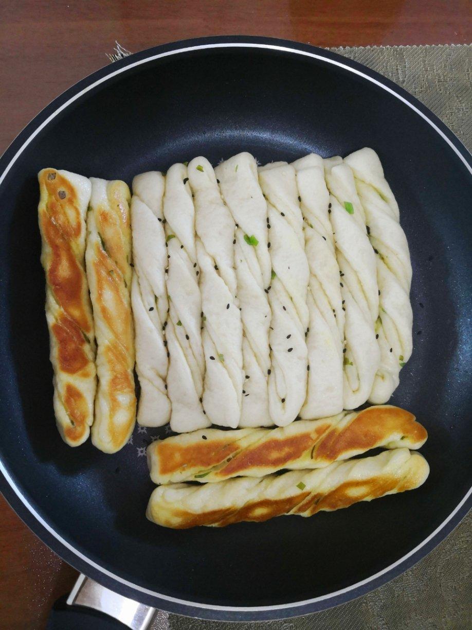 生煎剁椒花卷