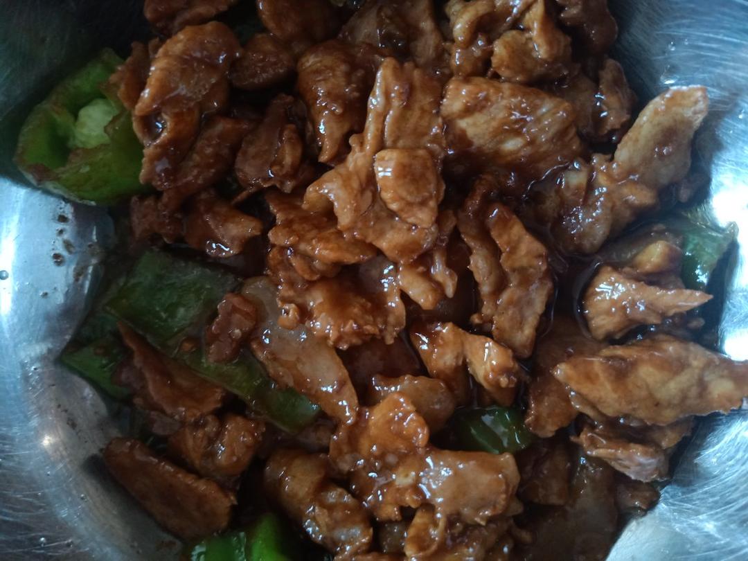 下饭神器👉青椒炒肉