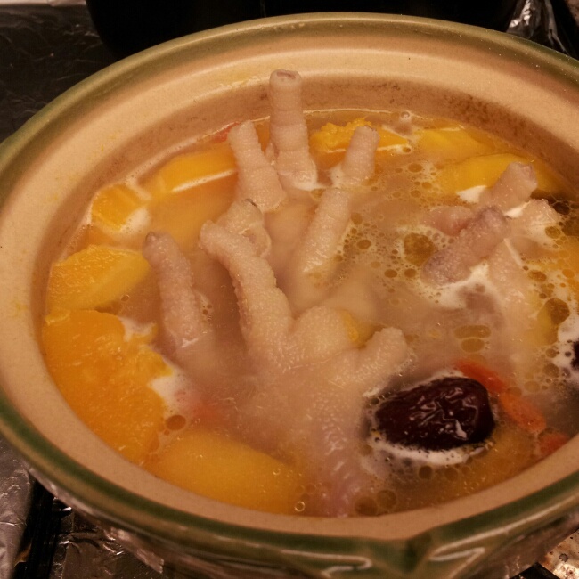 黄豆鸡脚汤
