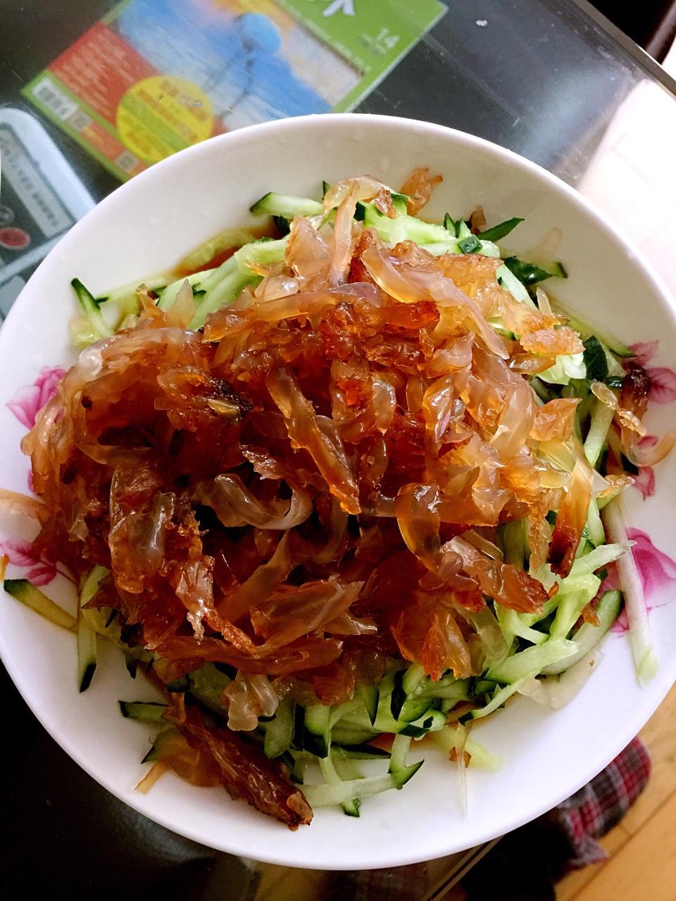 莫愁24做的凉拌海蜇黄瓜丝