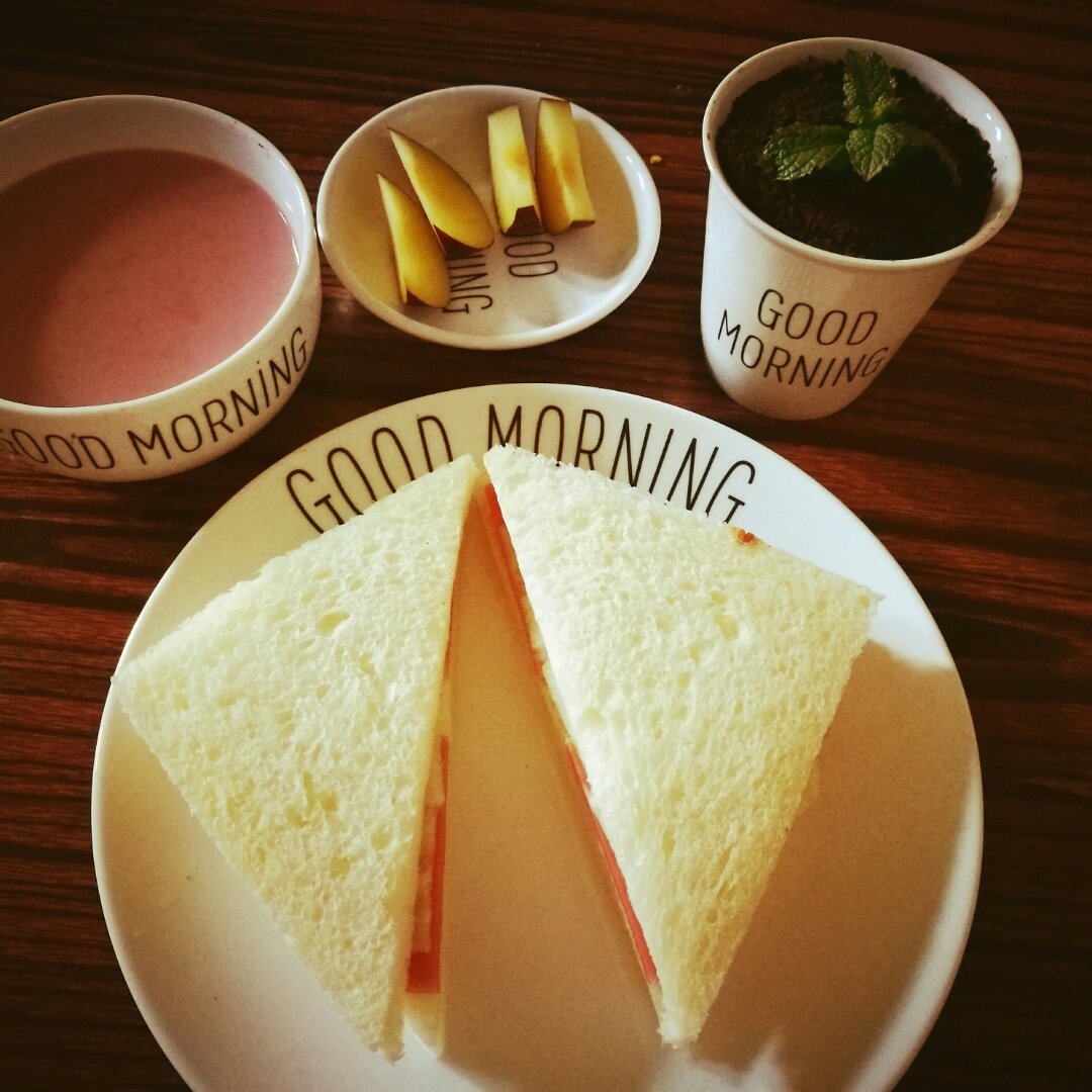 火腿芝士蛋三文治