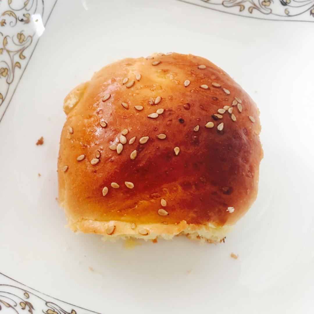 大人小孩都爱不释口的【蜂蜜牛奶小餐包】