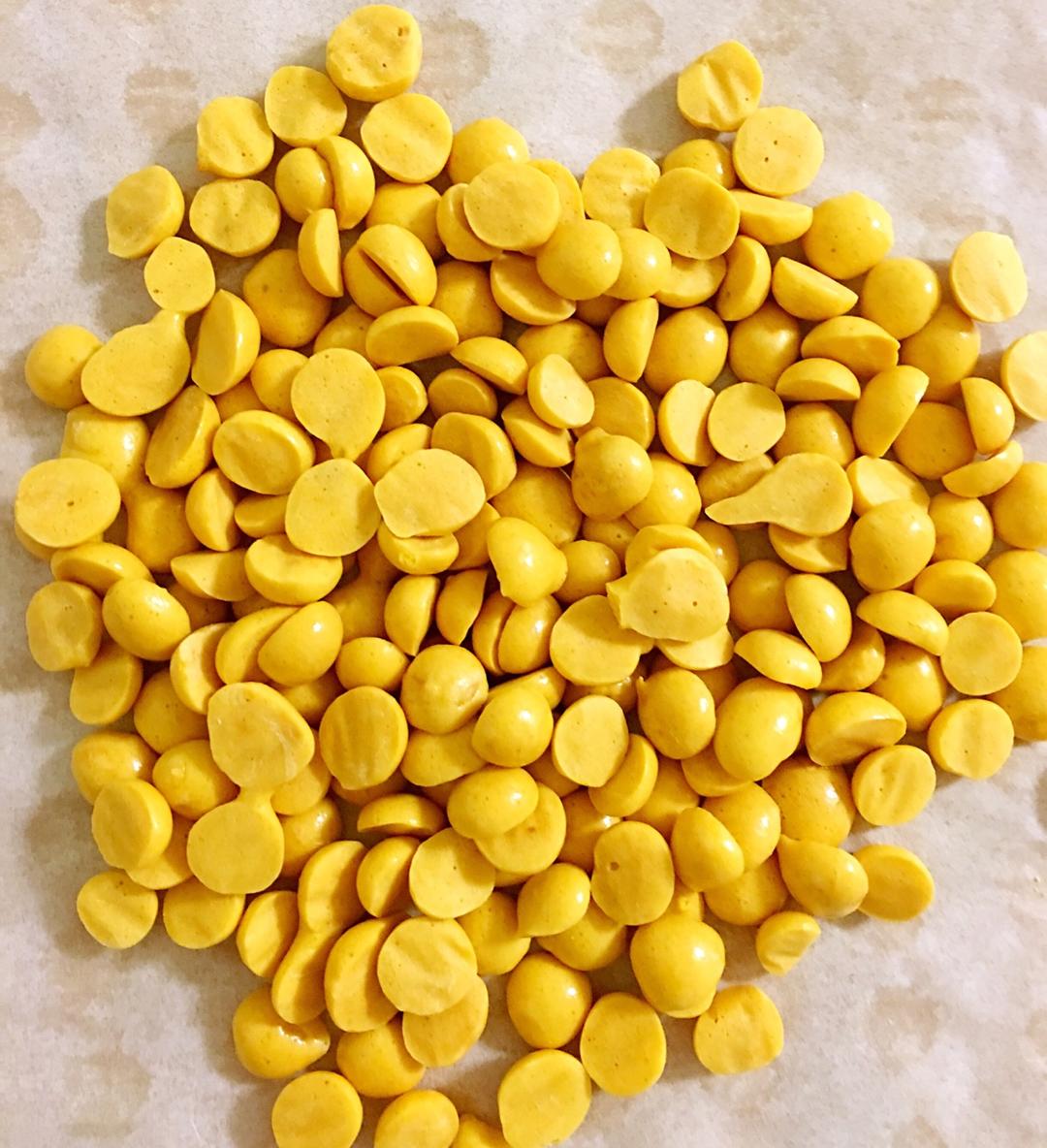 入口即化的无添加蛋黄溶豆