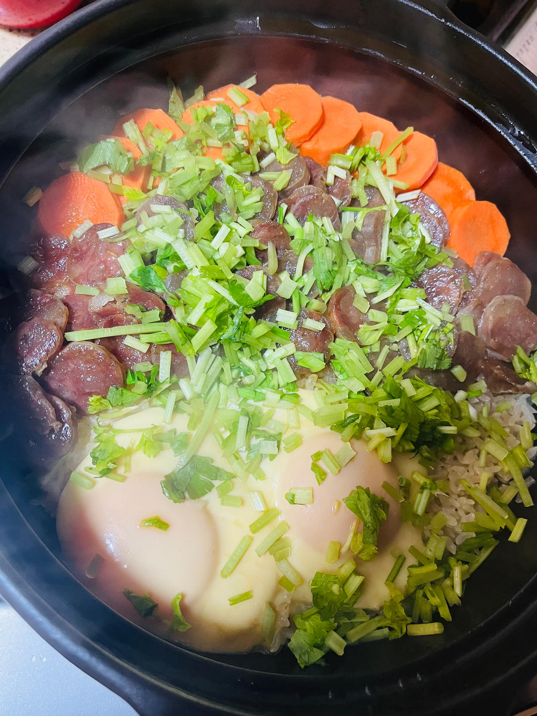 腊肠煲仔饭