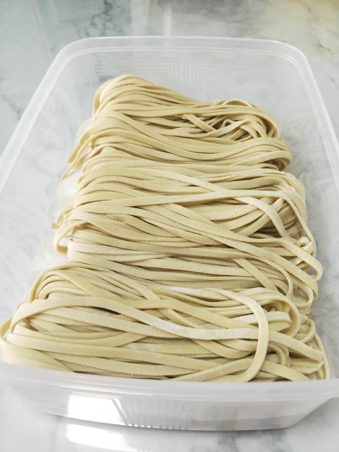 自制蔬菜面（ 面条机）