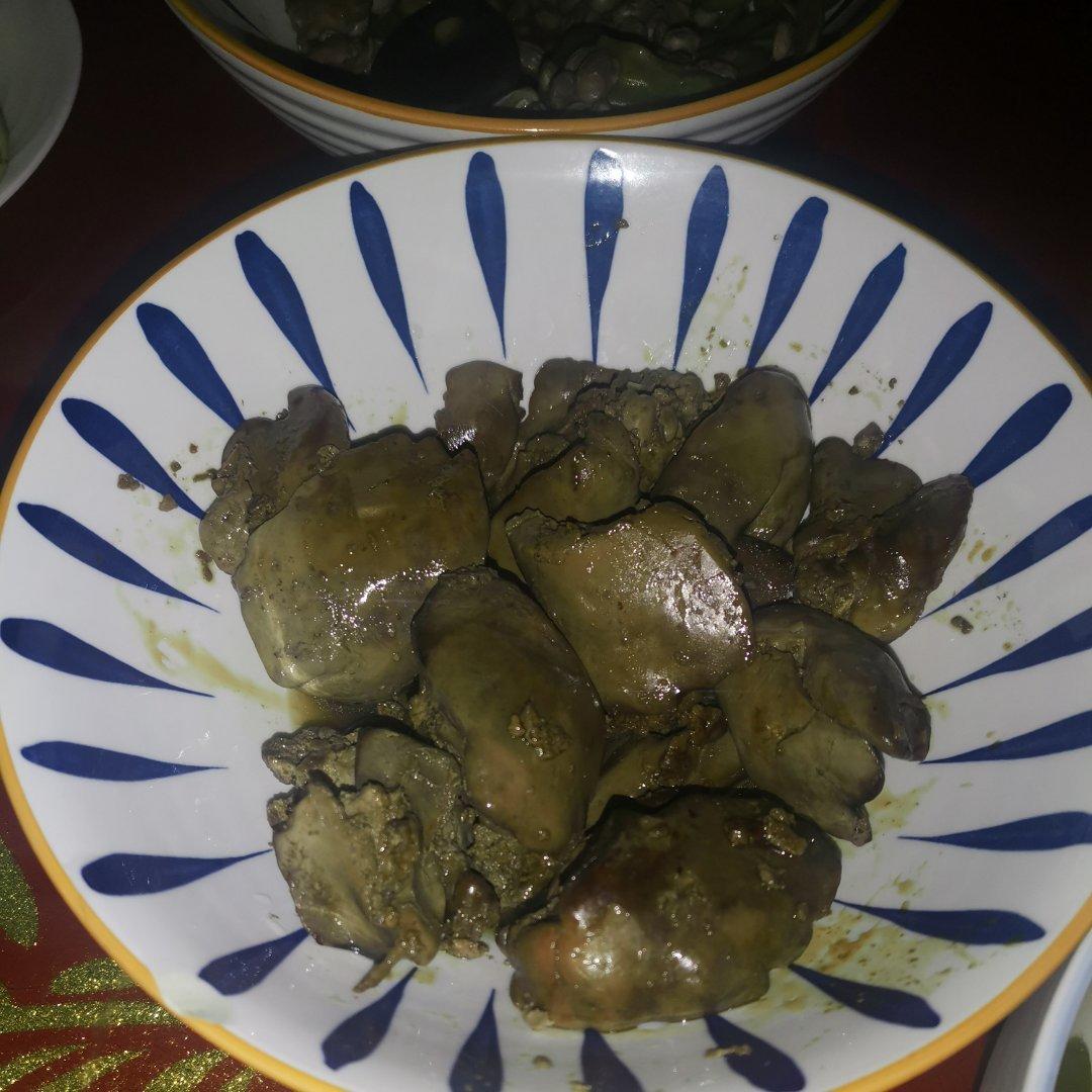 卤鸡肝