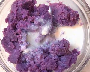松软香甜的馒头·紫薯泥花卷的做法 步骤3