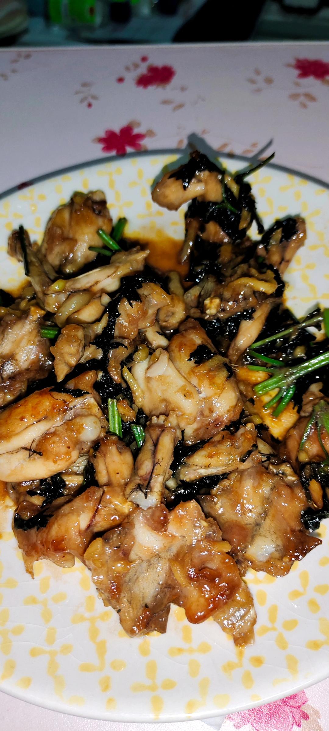 青椒紫苏牛蛙