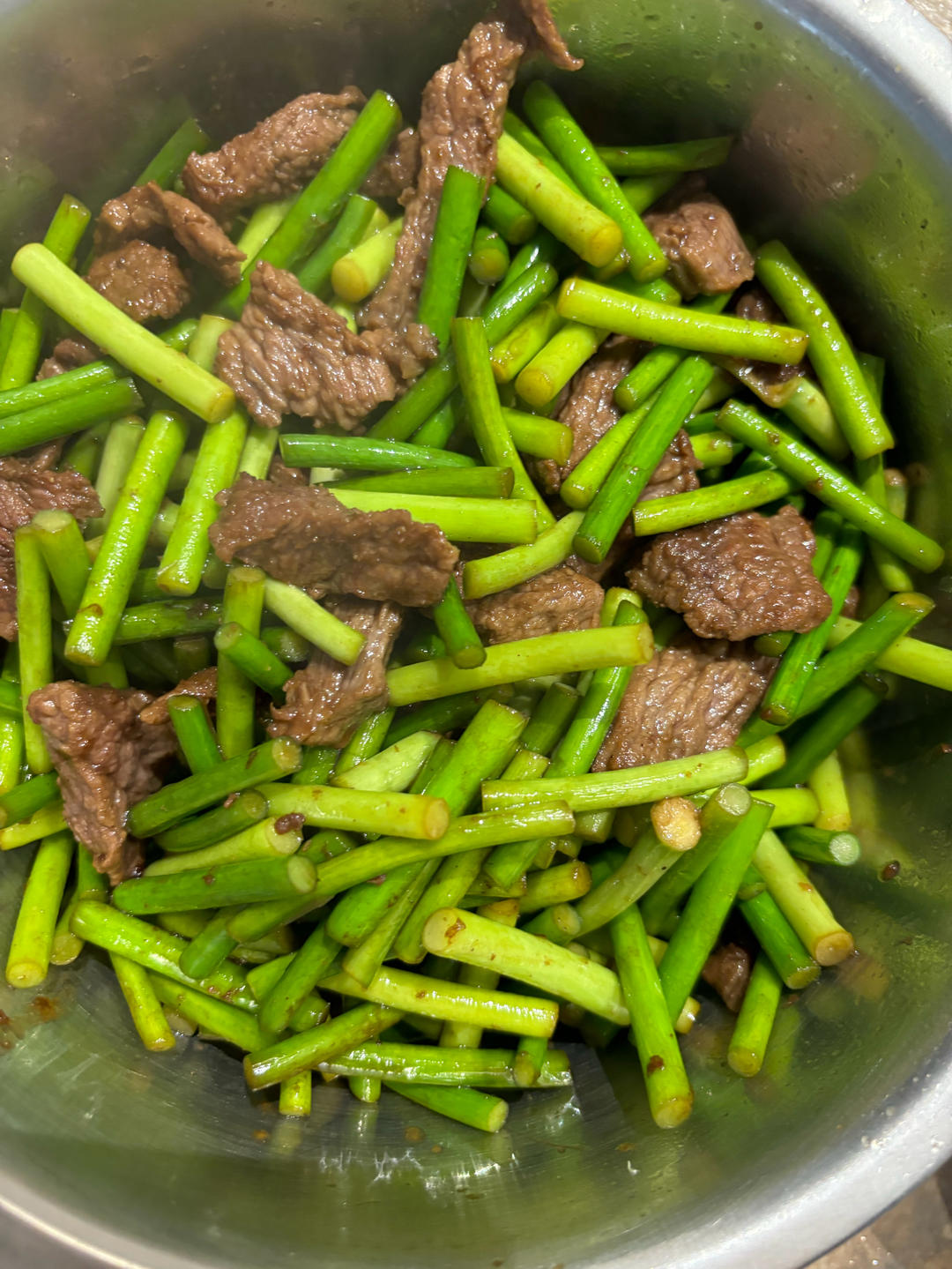 牛肉炒蒜苔