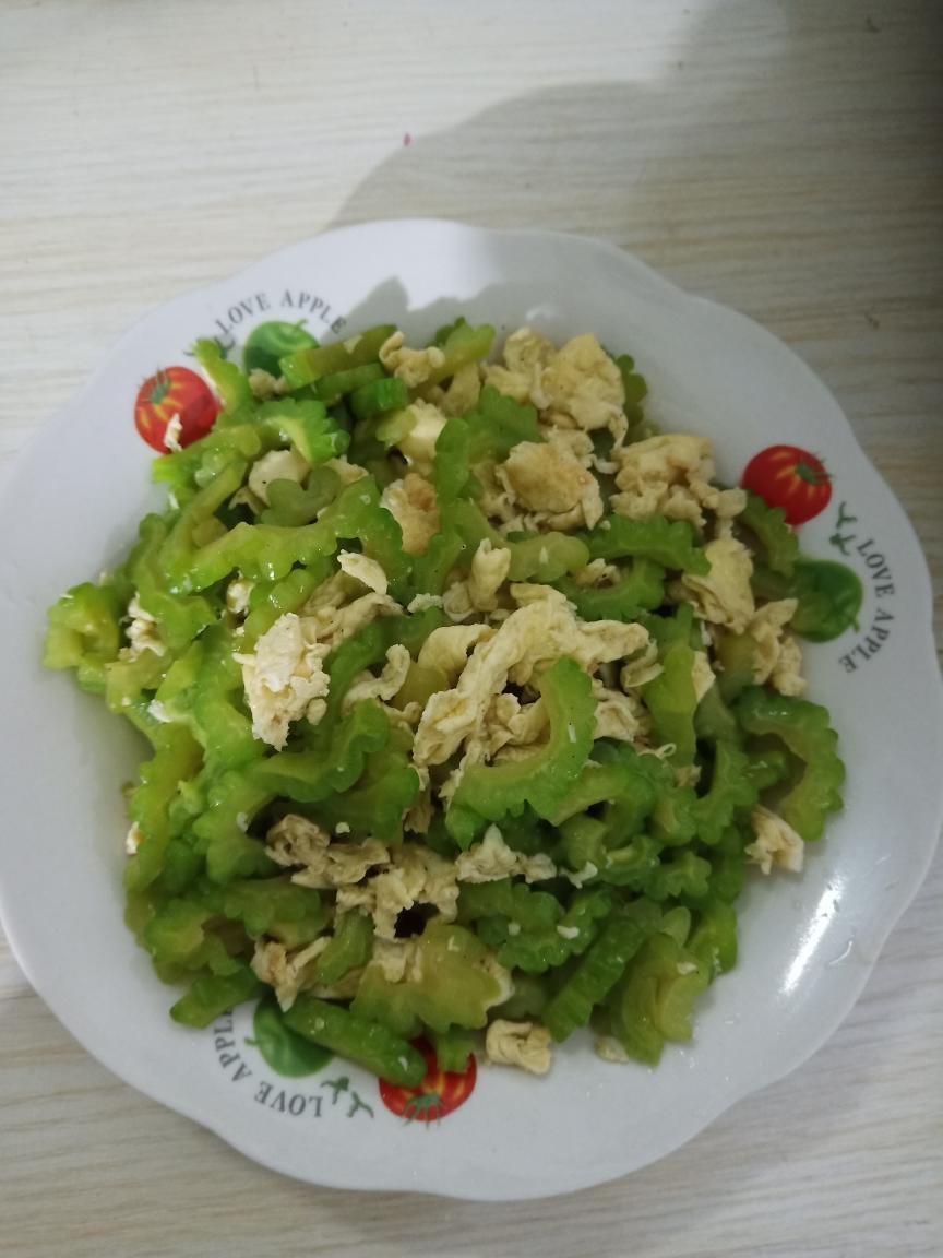 苦瓜炒鸡蛋