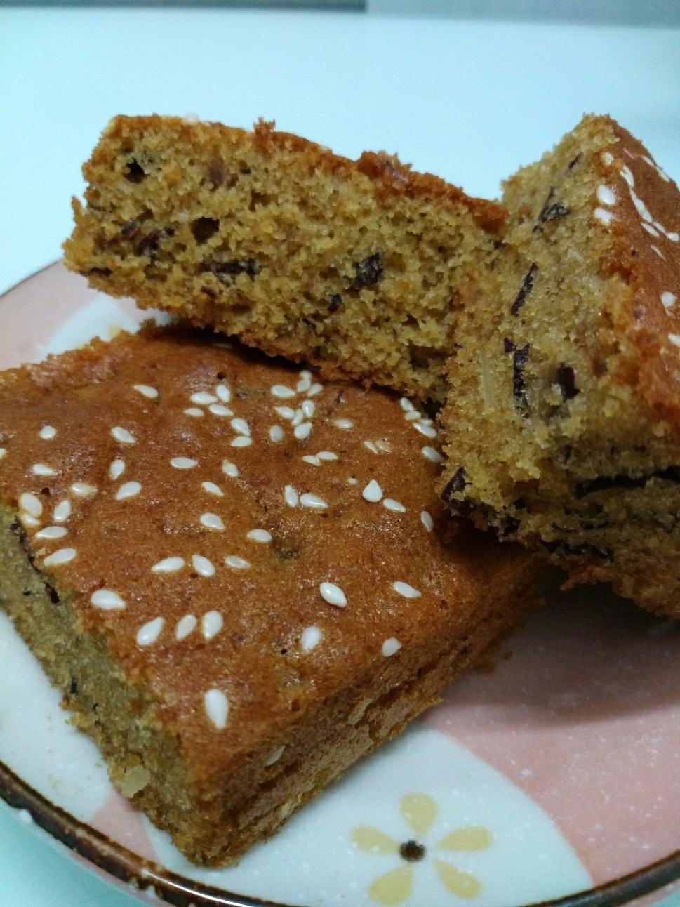 susie_rl7m做的红枣杏仁糕