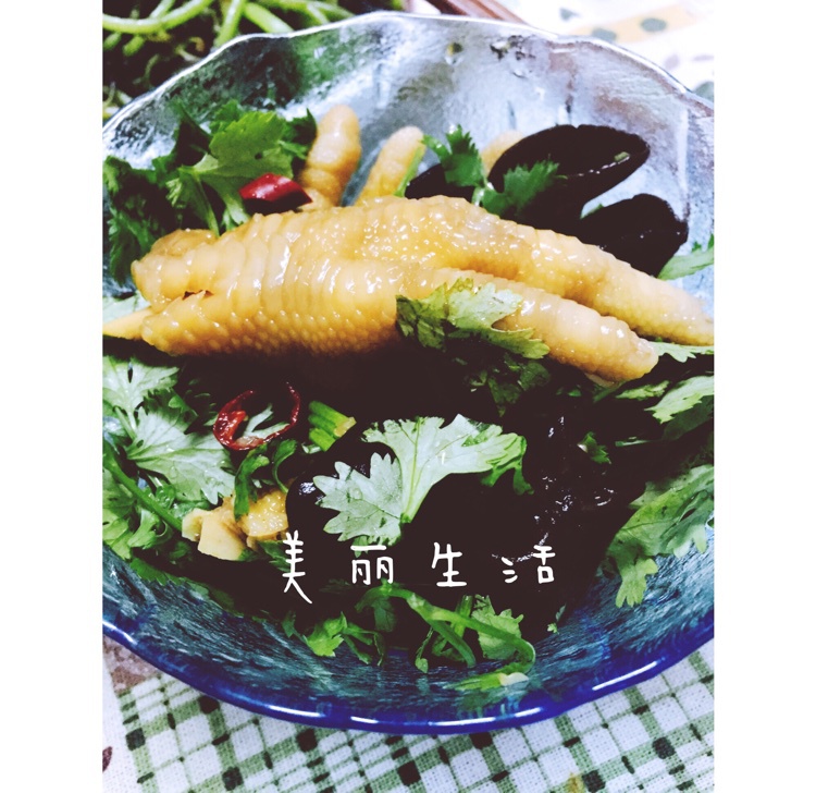 酸辣鸡爪