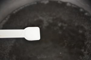 香椿拌豆腐的做法 步骤3
