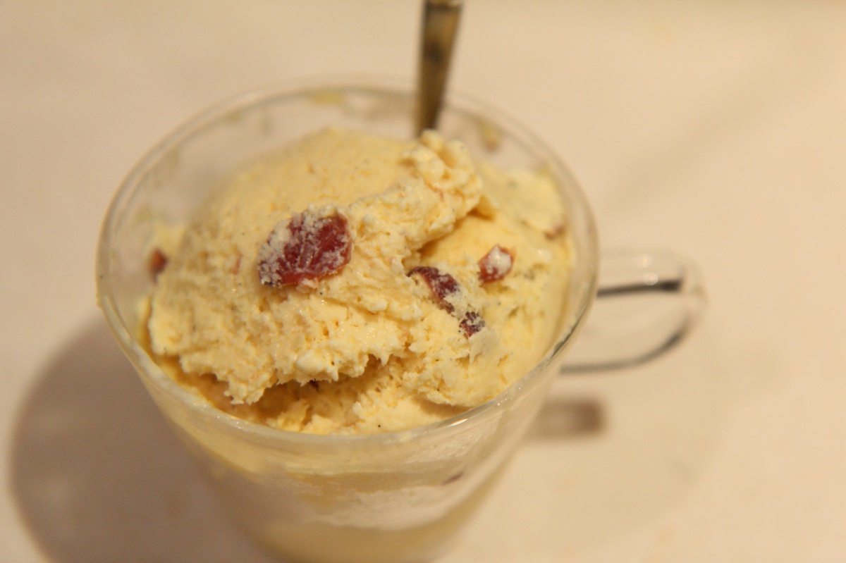 蔓越莓郎姆酒冰淇淋