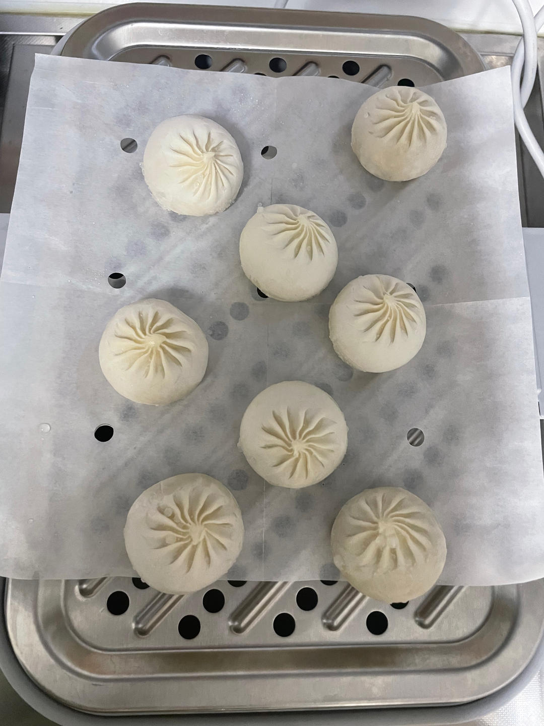 灌汤小笼包+白玉翡翠卷【3月北鼎蒸炖锅食谱】