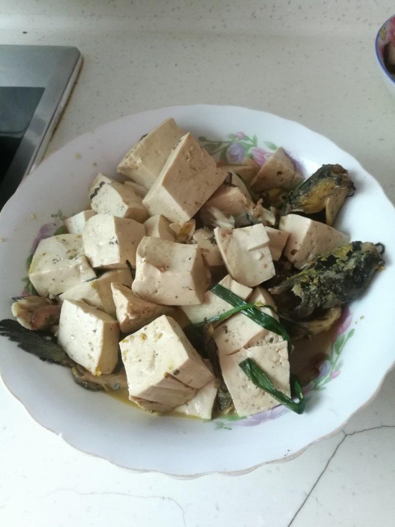 黄骨鱼炖豆腐