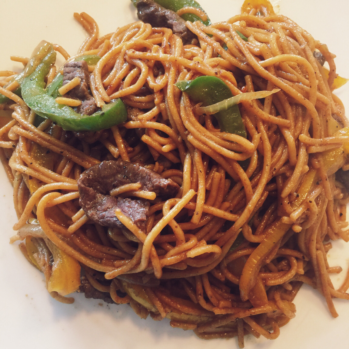黑椒牛柳炒意面
