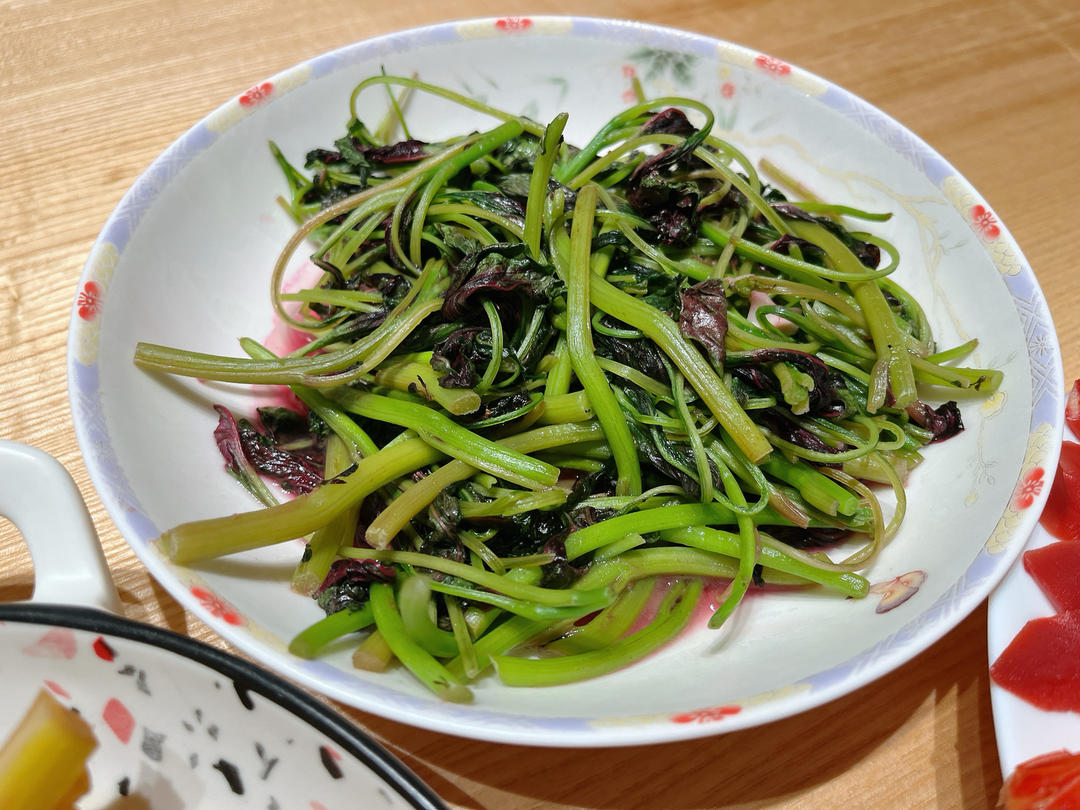 清炒红苋菜（简单菜也有窍门，一看就明白）