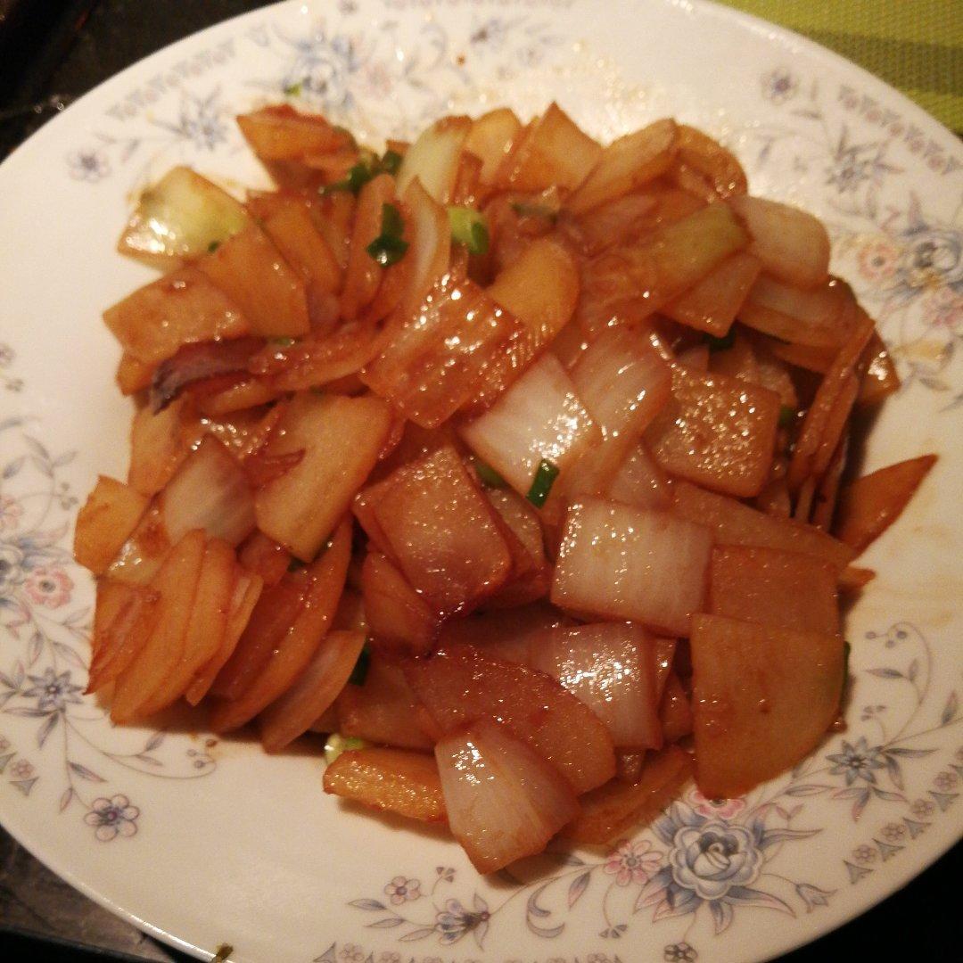 洋葱炒土豆