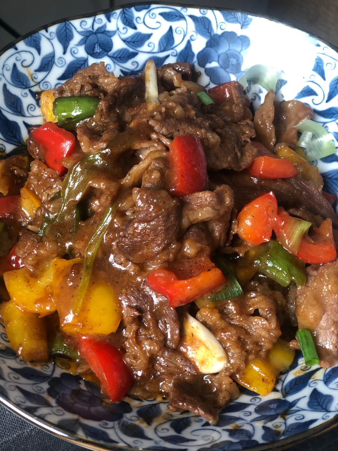 彩椒牛肉粒